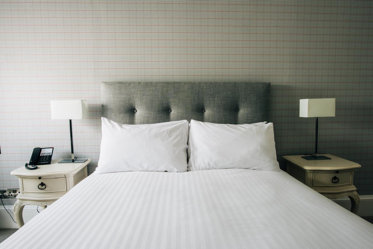 Belmont House Hotel Банбридж Экстерьер фото
