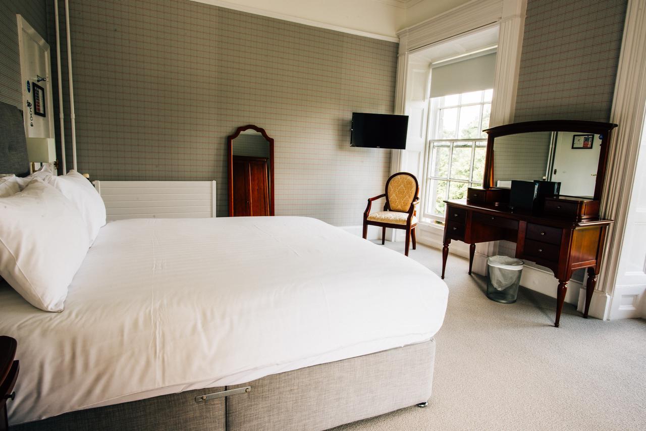 Belmont House Hotel Банбридж Экстерьер фото