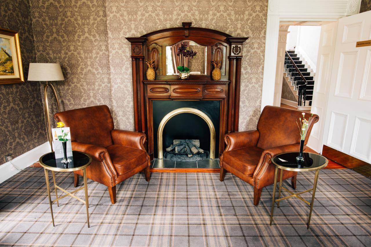 Belmont House Hotel Банбридж Экстерьер фото